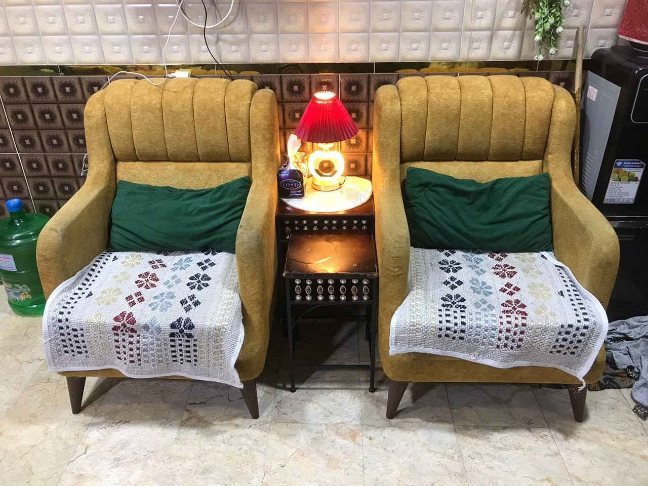 السلام عليكم تخم نظيف سبع مقاعد + نص ديوان للبيع


**إذا كنت صاحب هذا الإعلان وتريد حذفه لأي سبب، رجاءا أرسل رسالة إلى الدعم الفني**