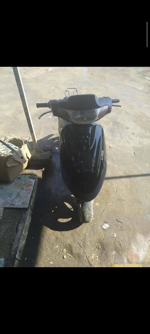 السلام عليكم منغولي للبيع دراجة مابيهة كل نقص لايت الشاير سلف كلة شغال كفرات بلادية دراجةنضيفة مكانهة الرميثة  مكلف بل نشر هاذة رقم ***********
