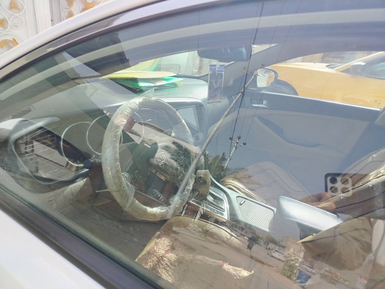 السلام عليكم
كيا اوبتيما ١٢ خليجي فول عدا البصمة بنوراما رقم أربيل الدولي الجديد. ٢٠٢٨ تسقط السنويه ماشيه ١٦٨
فيها بارد محرك وكير خير من الله تبريد قطعتين حساس  امامي وخلفي ٢ صالنصات شاشه تاب
تحكم ستيرن
شفتات السرعه بيها سونار بخدمتكم
سيد أحمد آلذبحاوي مشخاب رقمي  ***********
السعر ١٣٠ وبيها مجال الشراي صدك رجادا المايشتري لا يتصل بيعا مجال الشراي
