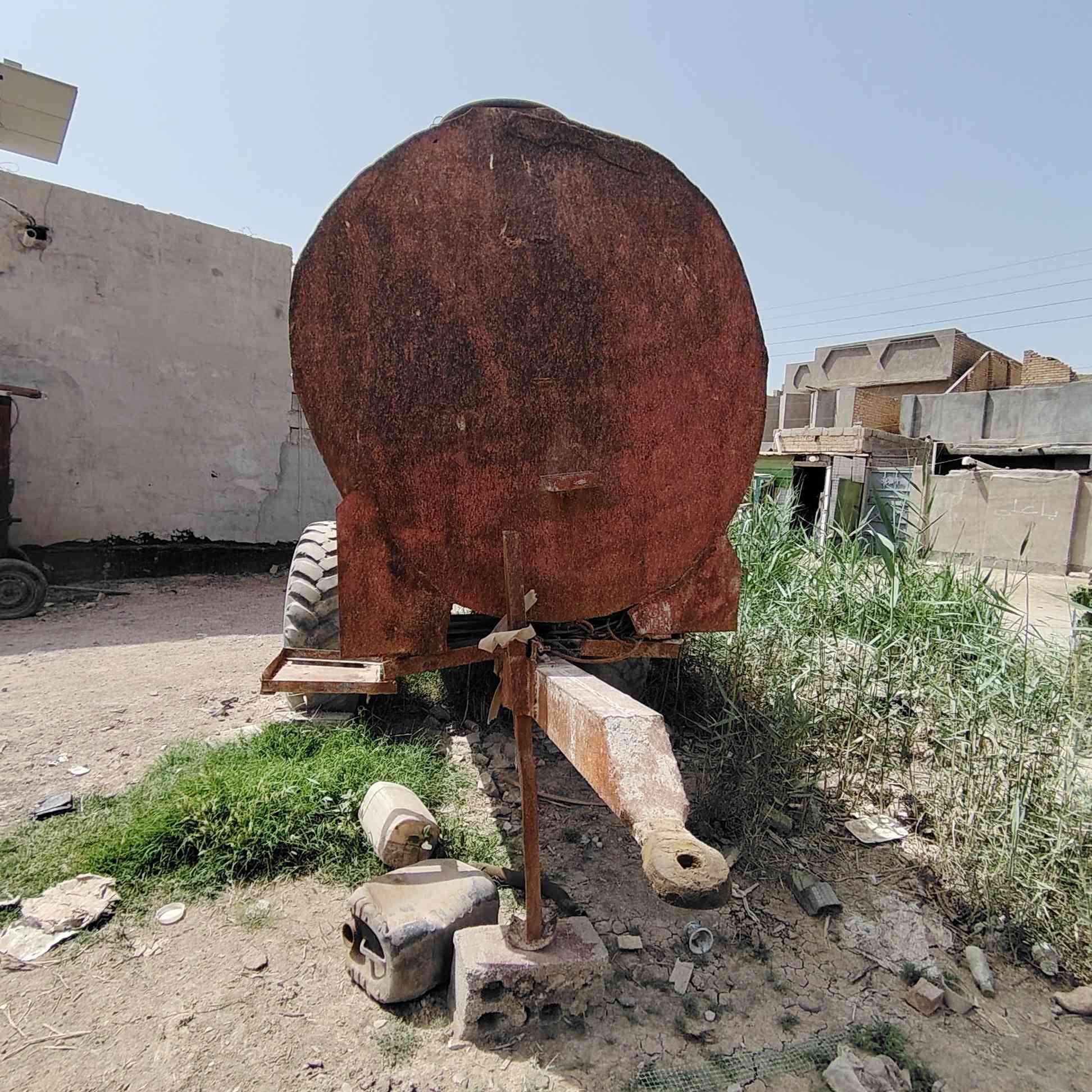 السلام عليكم
دنكر ماء +عربانه مال خباطه ٦ ألف لتر كله شغال والعربانه كامله والتايرات موجودات بس شد سعر مليونين وبيهم مجال و ابيع مفرد عادي تعال شوف بعينك ***********
