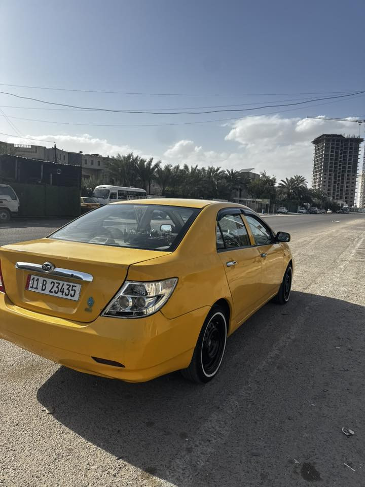 السلام عليكمBYD F3
گير مكينة لانسر بلادي كير عادي 
رقم بغداد انكليزي الدولي الجديد
سنوية وهزة مساقطات مصفرة هيئة وغرامات بأسمي وجاهزة للجناي تنگر سويج وتطلع السيارة أحلى من الصور 
مكاني بغداد شهداء السيديه
السعر 52
0785220225
غير متواجد على الفيس فقط واتساب أو اتصال على الرقم


**إذا كنت صاحب هذا الإعلان وتريد حذفه لأي سبب، رجاءا أرسل رسالة إلى الدعم الفني**