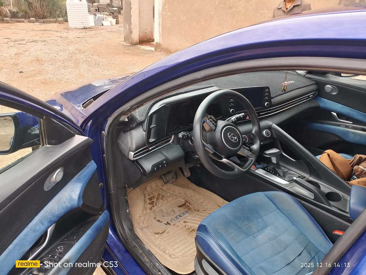 السلام عليكم
الانترا للبيع مديل 2021
معوقين ماشيه 80
تبديل بنيد فقط 
وكاله عامه 
السعر 127بيه مجال
مكان السياره السماوه الرميثه
***********
