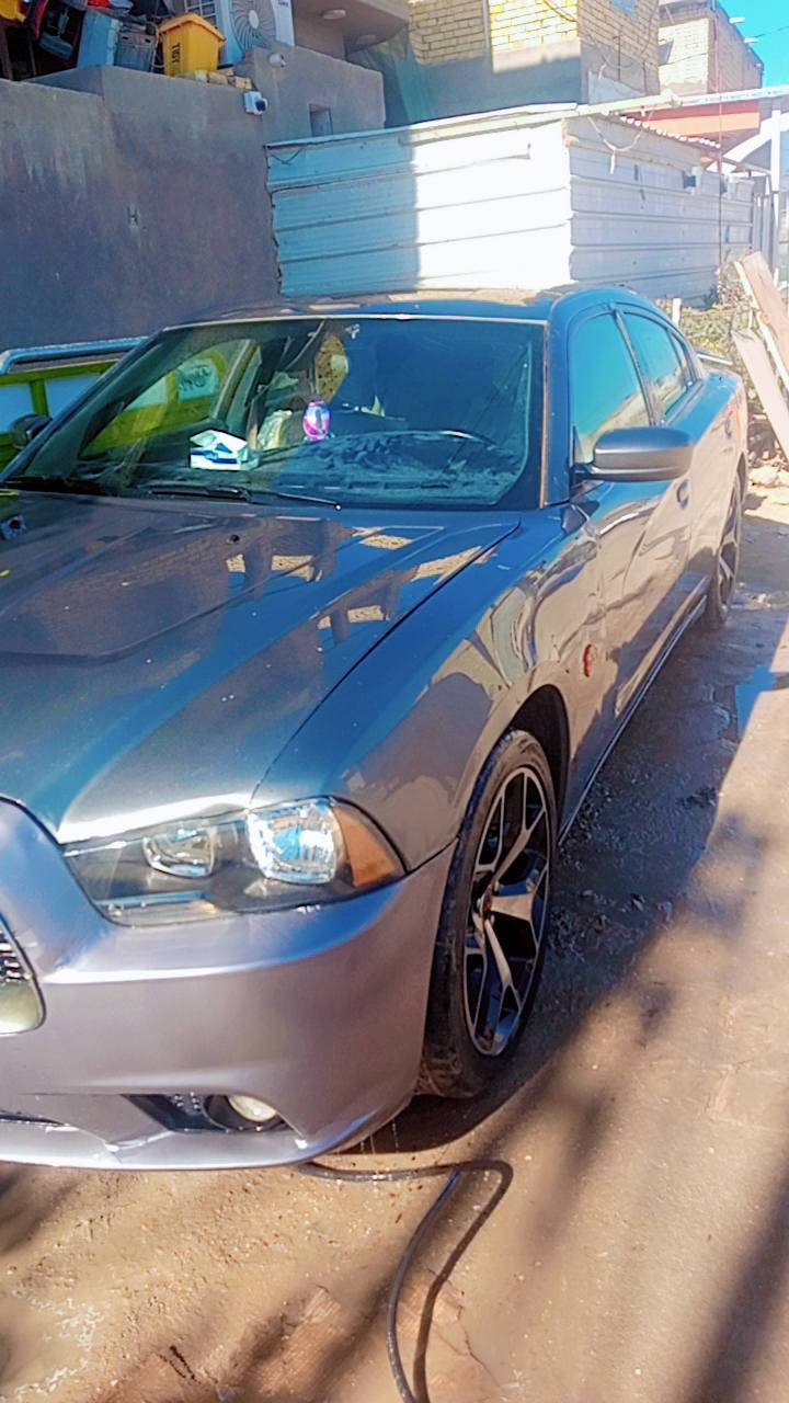 شارجر 14كصه جنطه مكينه كير تبريد تتفه حداديه 80%كير طياره مكينه 3600ويل 20 متومه اربيل مكاني  الناصريه
سعر  52 مراوس 

***********
