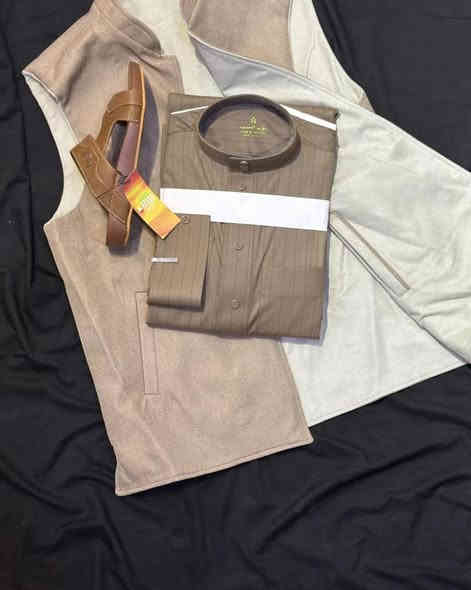 تنسيقات شتوية رجالية 🌊🪵
يلك مع دشداشة شتوية أنيقة، يمنحك مظهراً راقياً يناسب المجالس والمشاوير.
وشحّاطة جلد مريحة لإطلالة عملية، يكتمل حضورها بلمسة عطر شرقي أصيل.

زورونا لاكتشاف مجموعتنا الشتوية… دفءٌ، وأناقة، وجودة تستحقّونها

‏─ ─ ─ ─ ‏─ ─ ─ ─ ‏─ ─ 

📍العنوان :- بيجي - سوق بيجي - شارع الخياطين [ مقابل المصرف القديم ]

متوفر توصيل لكافة انحاء العراق 🇮🇶🚚

☎️ للتواصل والأستفسار :-

📞 ***********
📞 ***********
📞 ***********
