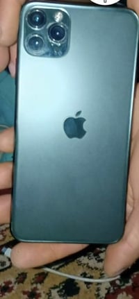 آيفون ١١ برو ماكس • للبيع • خاص