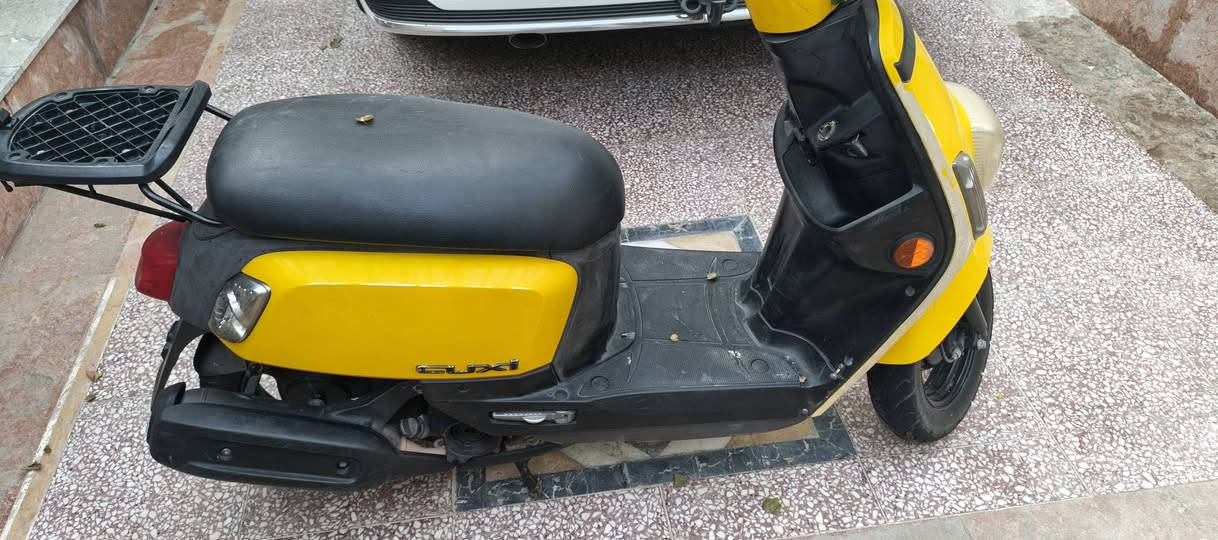 ماكس بوليس مسطرة
درجة كلهة بلاديه مكفوله كهربائيت كلهة شغاله 
اي نقص ما بيهة مكينه نكره فول نعومه 
مكاني بغداد بلديات. 
رقم الهاتف. ***********
