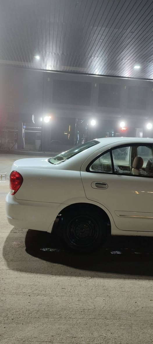 بەناوی خوای گەورە نیسان سەنی یابانی 2010 بۆ فرۆشتن سەیارەکە بێ بۆیاخە کەلەو چوارجام ئۆتۆو تەڵیش نیکلە ناوفۆرمیکایە سەیارەکە سیانزە ساڵە لای خۆمانە لەشەریۆەوە دووەم دەسە لامان لەسەر دەقی شەریکە ماوەتۆ 160هەزار ڕۆشتوە سعری 118گەڵاو مەجال ڕەقەم*********** السليمانية, العراق
