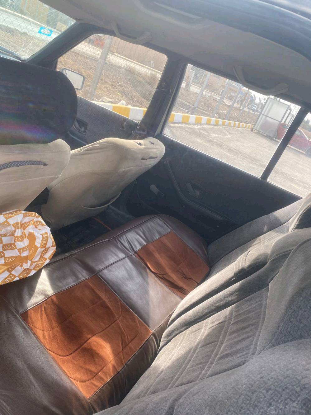 عنوان تكريت 
بيجو  405 فرنسي اصلي
سياره كامله ماناقصها شي كير مكينه شرط