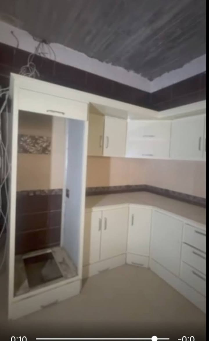 ماشاءاللە لە ماڵی هەموو لایەک 🌷👉
کەوانتەری ئەلەمنیۆم مەوادی سارای ئەسڵی دەرەجە یەک کامل 8 ماڵی دۆستە شوختی پێوە نیە بەشەرت وەک وێنەکە نەبو نەتەوێ سەیر کردنی ناوی باریکەو بیبە لۆک لۆکە 👌 نرخیشی زۆر گونجاوە تەنها ٣٦٥ هەزار و معامەلە تەنها پارەی دوو مەترە ڕەحمەتت لێبێت گەر مشتەری نیت ماڵەکە مەشکێنە 😒👉 
شوێن.... سلێمانی هەر چیشت هەیە بۆم بنێرە بۆت دەفرۆشم لە هەر شارێک بێت 💸💸💸


**إذا كنت صاحب هذا الإعلان وتريد حذفه لأي سبب، رجاءا أرسل رسالة إلى الدعم الفني**