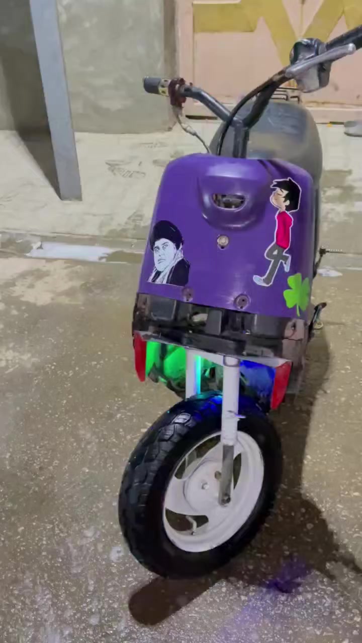 دراجة بطه 60 للبيع دراجه حربيه حلوة سعر 175 شراي خاص مكاني نجف حي الوفاء موجود وهاذا رقم*********** تواصل واتساب شراي بخير ويتدلل 💞❤️
