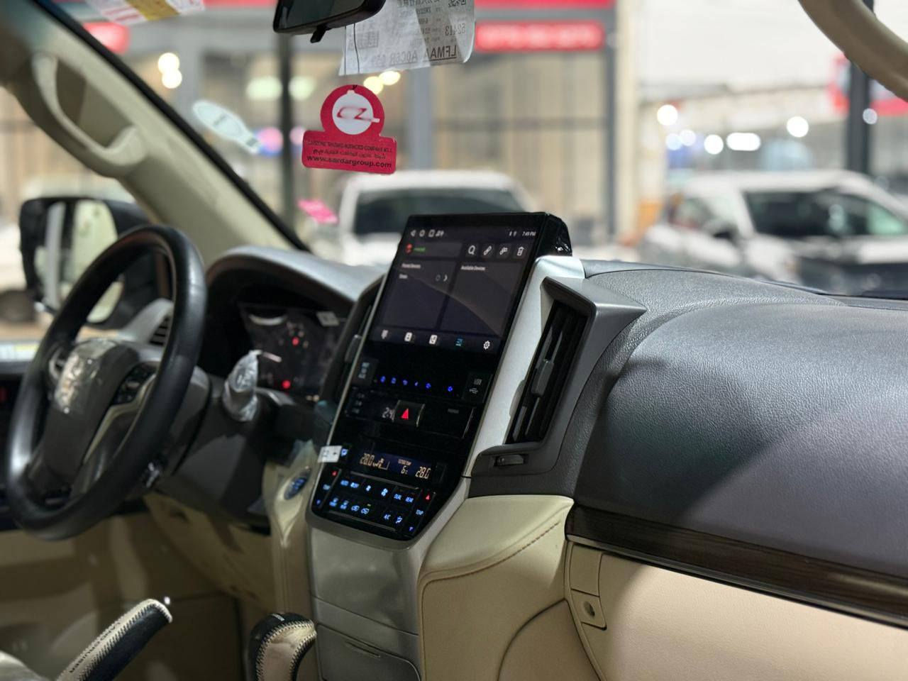 لاند كروزر موديل2019وكاله ساز كران تورين اصلي كوشنات اثنين كهربا صندوك جك شفط  سياره مكفوله بدون صبغ ثلاث شاشات عنوان سليمانيه السعر 485بيها مجال
***********
