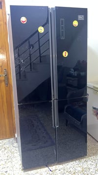 ثلاجه dlc اربعه ابواب   بيها كسر بجامه الباب الصغير موضح بصوره   شغاله...