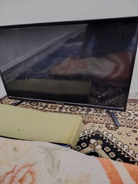 بلازما 32 • انترنت • بدون ريموت