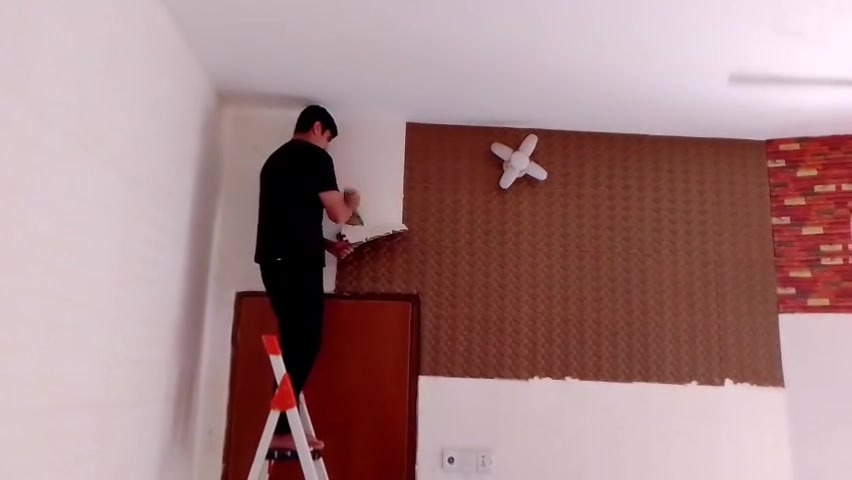 قبل وبعد من تنضيف وتنعيم ومعالجت الحايط من الشخوط بسعر مناسب قطعي*********** واتساب
