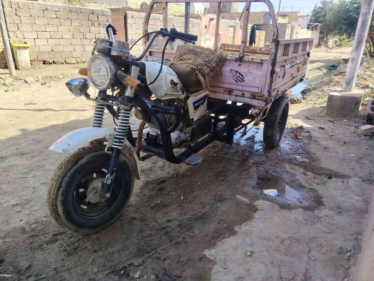 سلام عليكم ستوته البيع مديل 21 ستوته مرتبه خير من الله بس،وراقه صليات ضلان ضلن بس التنساخ  مكان شطره ***********  ستعجل عله بيعه سعره مليون
