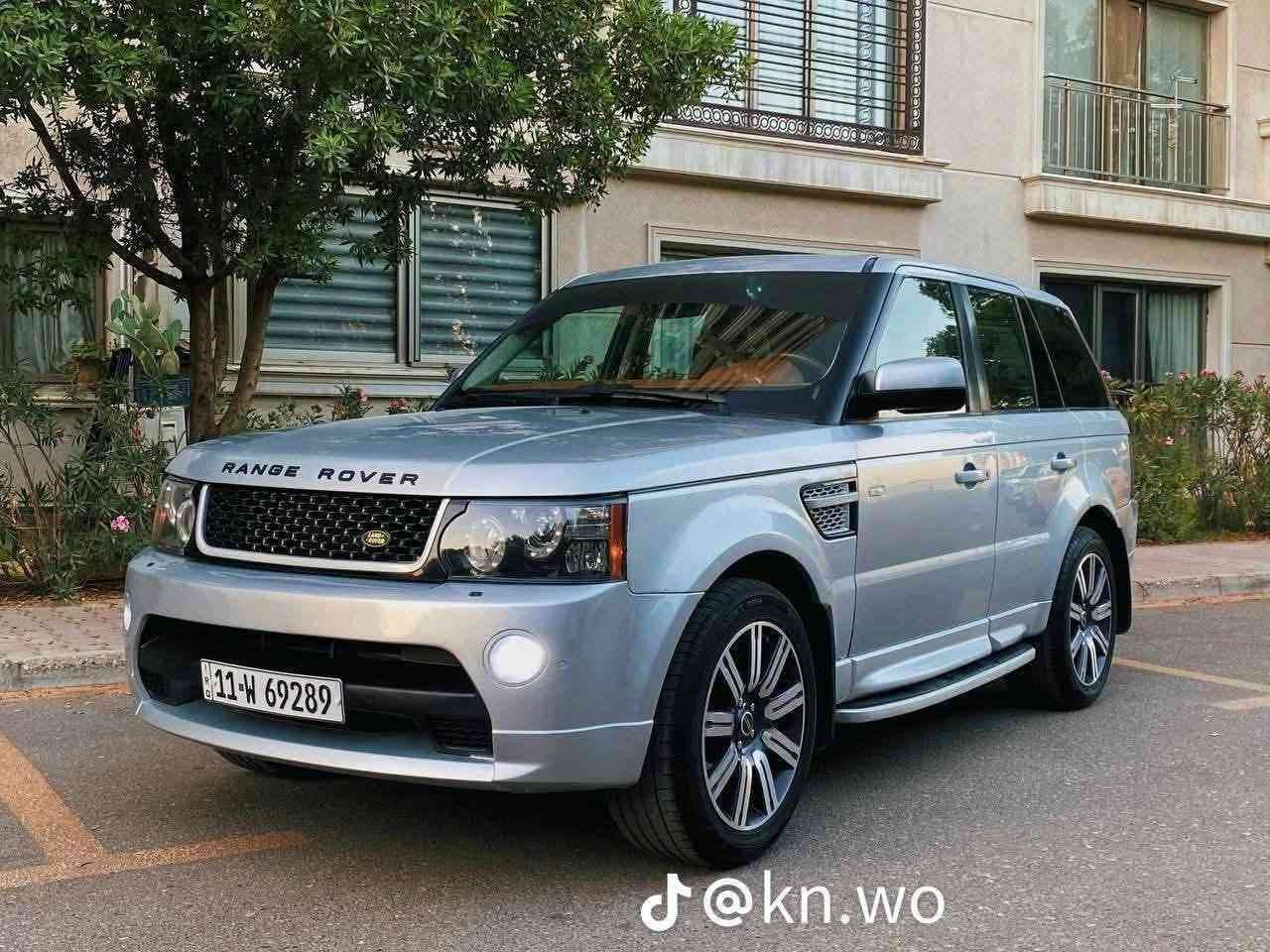 رانج روفر سبورت (للبيع)
8 سلندر بدون سوبر المرغوب مكفولة 

Range Rover sport 

رقم بغداد الجديد تحويل مباشر

موديل 2012

((( السيارة بيها قطع صبغ ابيع حزام ))) 

فول مواصفات

بصمه

كشنات جلد

دشبول ديجيتال

 داخل صاج

داخل لونين

شاشه اماميه

سيدي DVD

كاميرا دوارة

مثبت سرعته

تحكم استيرن جهتين

هيتر بلستيرن

 صندوك شفط

لايت داينمك

لايت زنون

كشاف زنون

كشنات جلد

كشنات كهرباء 

كشنات خزن ميموري

سترين كهرباء التحكم

إناره ترحيب مرآة

حساسات امامي

حساسات خلفي

حساس امطار 

جكات جوبليس 4 اطارات 

فتحة سقف 

رادار مرآة 

تبريد قطعتين 

امامي خلفي 

هاند بريك Auto بصمه

 5انظمة قيادة 

دفع رباعي

12سماعه🎧

ويل 20

8ارباك

 سبير ويل كب 

دبل اكزوز 

وبيها هواية مواصفات 
مكانها بغداد 

ترهم اقصاط

***********
