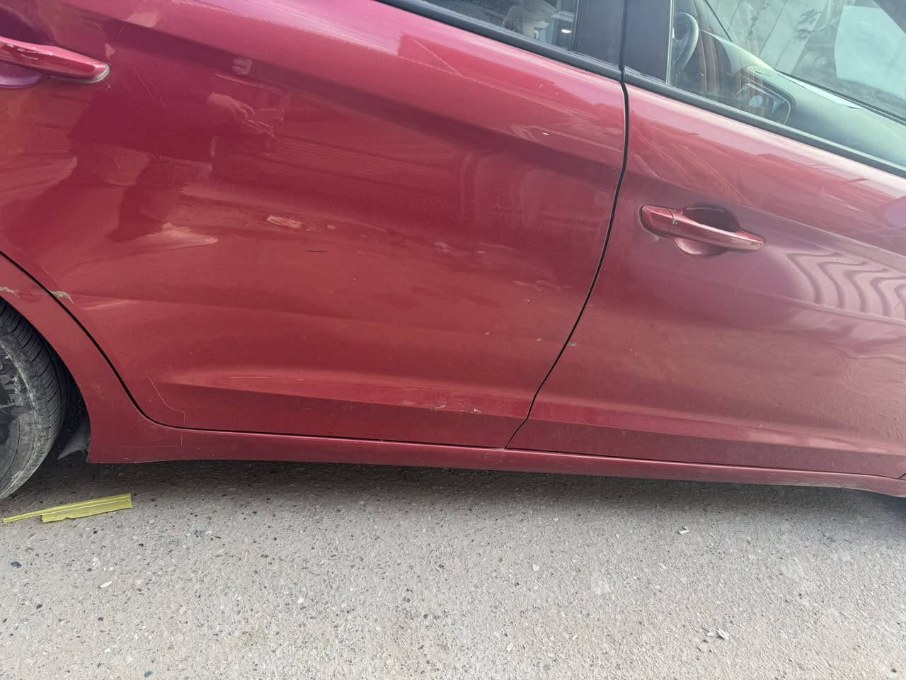 النترا موديل 2017 رقم شمالي 
العنوان الزعفرانيه بغداد 
السعر 112 وبيه مجال 
الرقم ***********
بدون ارباك
