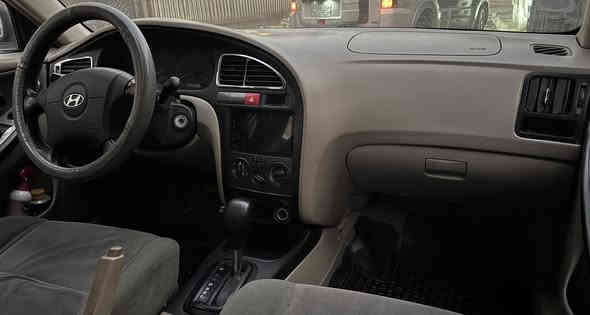 السلام عليكم
النترا 2001 للبيع محرك 2000 جديد گير، اوتماتيك جديد رقم بغداد خصوصي تبريد ثلج صدر جديد تخم تاير جديد حتى السبير بالباكيت مصبوغه عام لغرض الجمالية 
السعر ٦٨ 
***********
