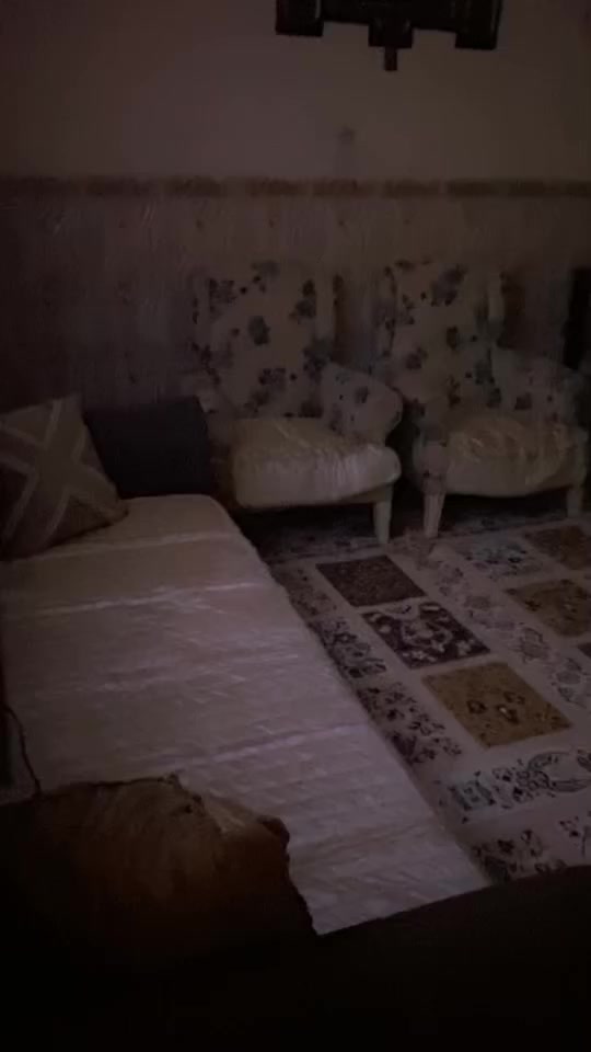 سلام عليكم
تخم قنغات تركي كامل للبيع تركي 
القنفات الكبار ينفتحن ويصيرن سرير عنوان بغداد ام الكبر 
سعر ٣٠٠وبي مجال بسيط


**إذا كنت صاحب هذا الإعلان وتريد حذفه لأي سبب، رجاءا أرسل رسالة إلى الدعم الفني**