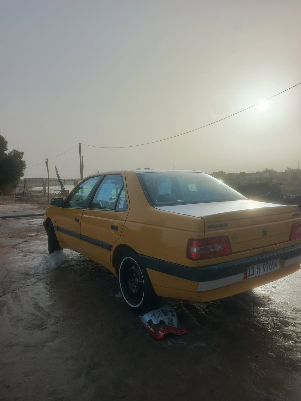 بيجو 405 مديل 16 السياره بيها  جاملغ خلفي ضربه بصيطه  والدوسه من صفحه السايق شوف عينك السياره احله من الصور بهواي جاهزه مجهزه مال جني اخياس مابيها
مكاني واسط كوت رقمي ممتواجد ع الفيس  ***********
