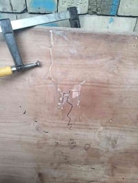 باب خشب تفصال لبيع بي بس هاذ ضرر مضحه بصوره باب جديد كلشي مابي سعره 70...