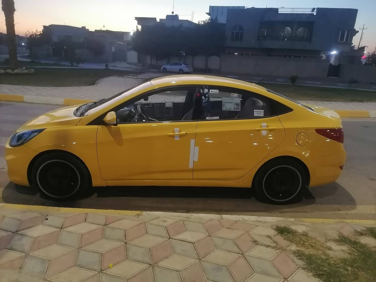 اكسنت 12 خليجي رقم انكليزي بغداد بسمي تحويل ثاني يوم مصفره هيئه وغرامات السعر 93 بيها مجال للشراي*********** هذه رقمي
