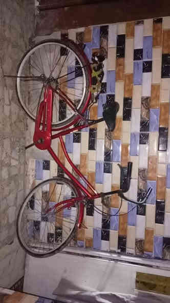 السلام عليكم بايسكل معروض للبيع حجم 27 البايسكل باله الله شاهد ما صار له منه هواي عندي اللي يريده يتواصل وياي الرقم 

***********
