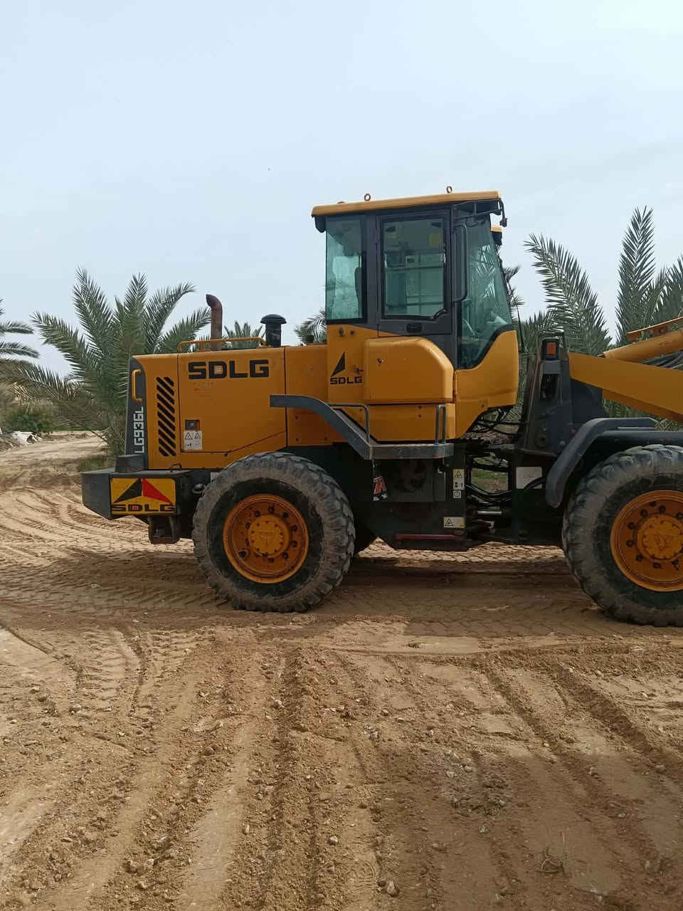 سلام عليكم مكينه الجي مديل14 محرك جديد كير مكفول تخم تاير كيله حجري سعر مناسب


**إذا كنت صاحب هذا الإعلان وتريد حذفه لأي سبب، رجاءا أرسل رسالة إلى الدعم الفني**