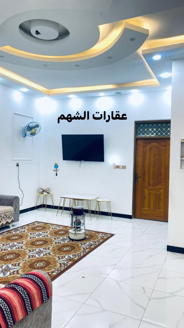 مشتمل للبيع حي المثنى خلف الشهداء  المساحه (150) يتكون من طابقين الطابق الثاني معزول ! قرب جامع فاطمه الزهراء للاستفسار ***********
