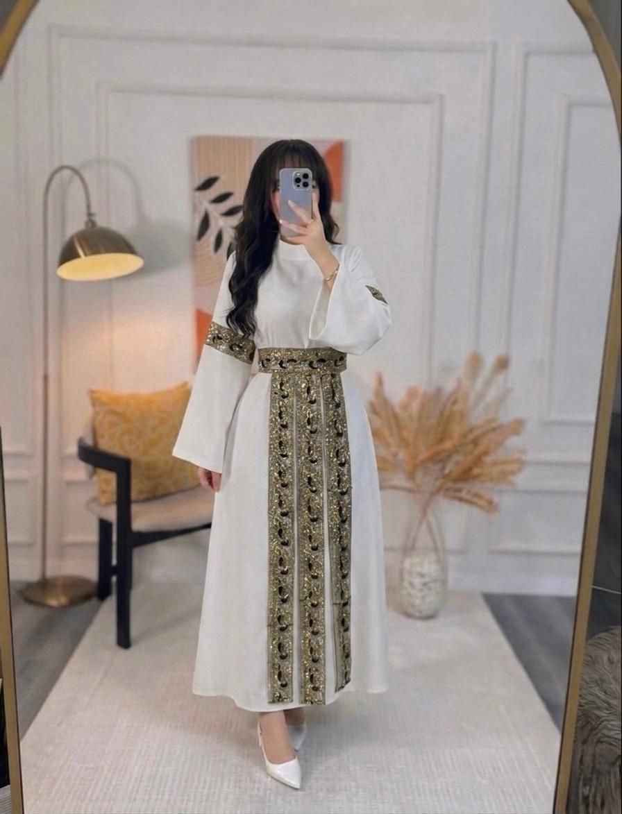 فستان ملكي❤‍🩹
السعر 28 الف 
خامة هوريم دابل تركي
38–40–42–44–46 بغداد, العراق


**إذا كنت صاحب هذا الإعلان وتريد حذفه لأي سبب، رجاءا أرسل رسالة إلى الدعم الفني**