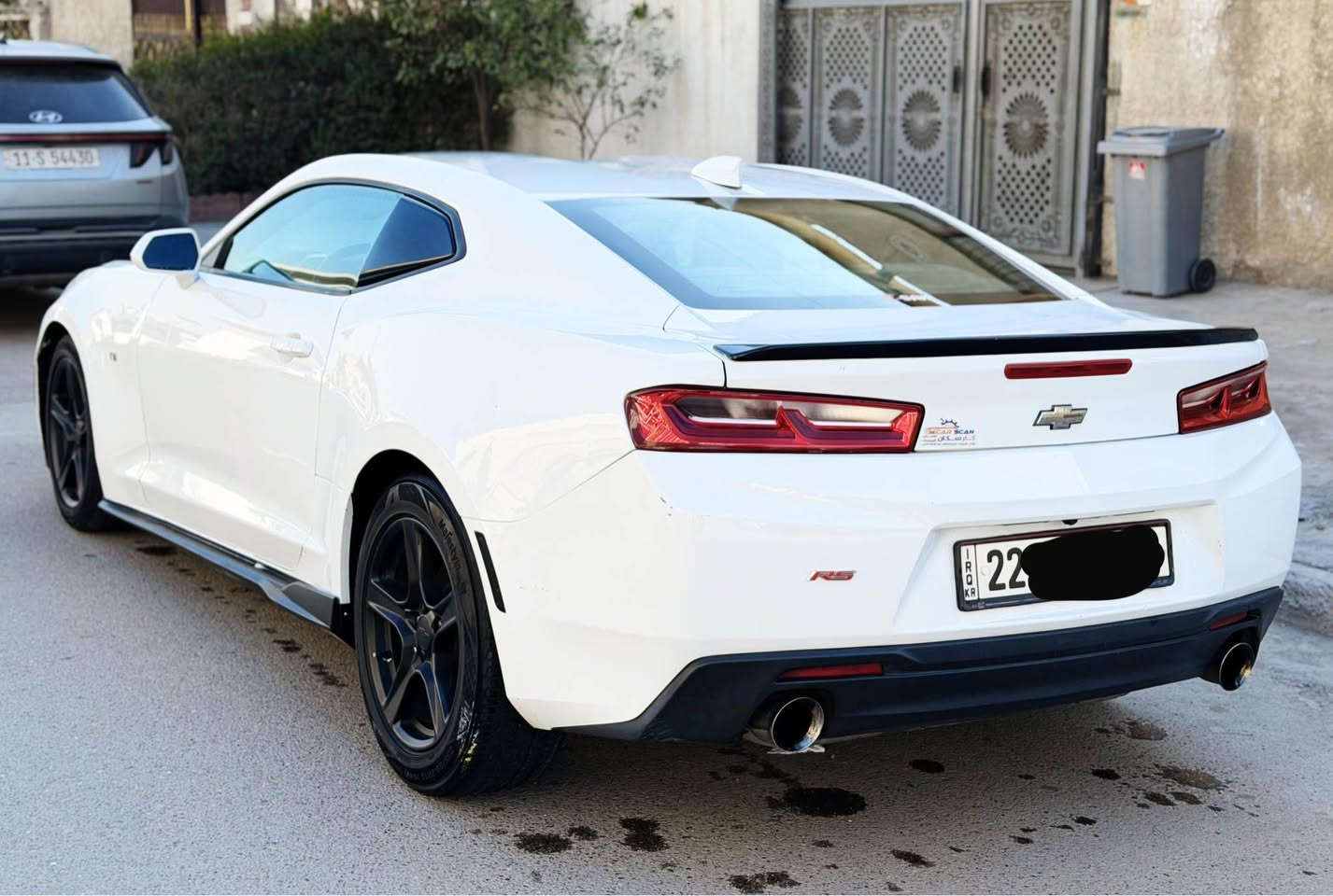 كمارو ٢٠١٧ فول عدا الفتحة
نسخة الفيفتي احتفالية ال٥٠ سنة
(خمسينية)
حادثهة طخة بالجاملغ فقط شرط السونار و الجاملغ نفسه مصلح
و الحادث مرفق بالمنشور
رقم اربيل دولي جديد بسمي شرط التحويل او وكالة تدلل 
Rs سلندر ٦
كير اوتو
جديدة السيارة
شاشة
كامرة
حساسات
كشنات جلد
كشنات كهرباء 
سستم صوت
تدفئة بالكشن
مودات قيادة
شفتات
ب118$ ورقة و بيهة مجال بسيط
*********** بغداد, العراق
