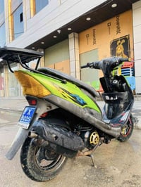 دراجه ماكس للبيع ما ناقصهه اي شي تشتغل نكره سلف هندر كلشي شغال وشلعتهه...