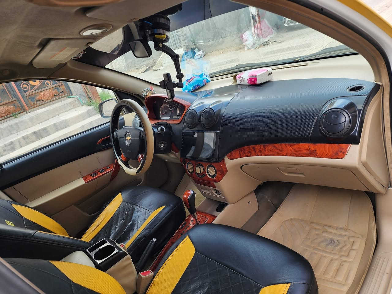 افيو 11 خليجي كلشي شغال بيهة سنويه بسمي جديدة مداور وين ما يعجبك 
سابقن مكفوله دعمني ابو ستوتة وصلحتهة السعر 58(***********)
