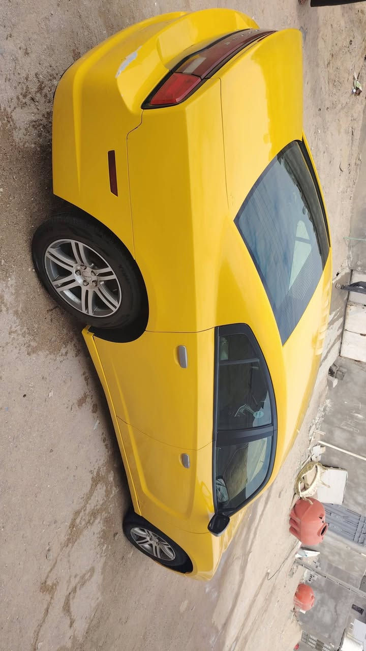 جارجر ١٣ رقم بصره سياره كفاله من ضربه ولرباك كير مكينه طخم تاير كله جديد بيها بس جاملغ امامي مبدل بدون دواخل سعر ١٥٥ وبيها مجال *********** تصال فقط *********** وتساب فقط
