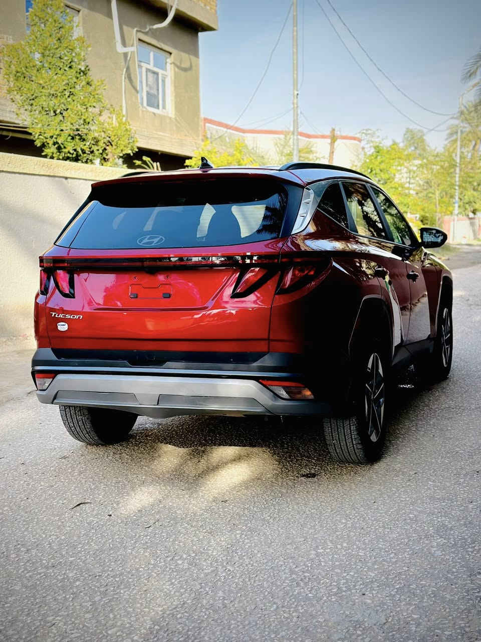 السلام عليكم ورحمة الله وبركاته 

توسان 2025 SEL لون احمر دم الغزال 

حادث بل باب مال سايق ومصلح بارد 

ايرباك برده وكشن ومصلحات 

بدون رقم منفيست باسمي 

بيع مستعجل 

السعر 185 بيها مجال قليل

مكان السياره بابل الحله 
***********
