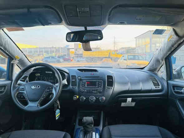 سلام عليكم كيا فورتي 2015 وارد امريكي حادث جاملغ امامي ايسر بدون دواخل الغود شواصي حوض تكم مكفولات اليبل واعده حادث امريكا صبغ اول ما معيوده سونار داخل منشور مع صور حادث
رقم بغداد الماني مشروع وطني سنويه لل2028 مصفره هيىة غرامات 
محرك1800دوش على وضع شركة بلادي ما مفتوح لا تنقيص ولا تبخير ماشي فقط 138
صدر امامي و الخلفي جديد حداديه فوللل 
تخم تاير جديد ويل جديد الغرفه سياره بلاد
نص فول 
فول تحكمات استرين 
شاير بلمري 
نظام ايكو 
مانع زلاق
تقليل وقود
محرك1800دوش 
كامره رجوع R
باقي بيه مواصفات هواي العنوان بغداد
السعر ( 112 مناسب بيه مجال البسيط 
رقم هاتف ***********
