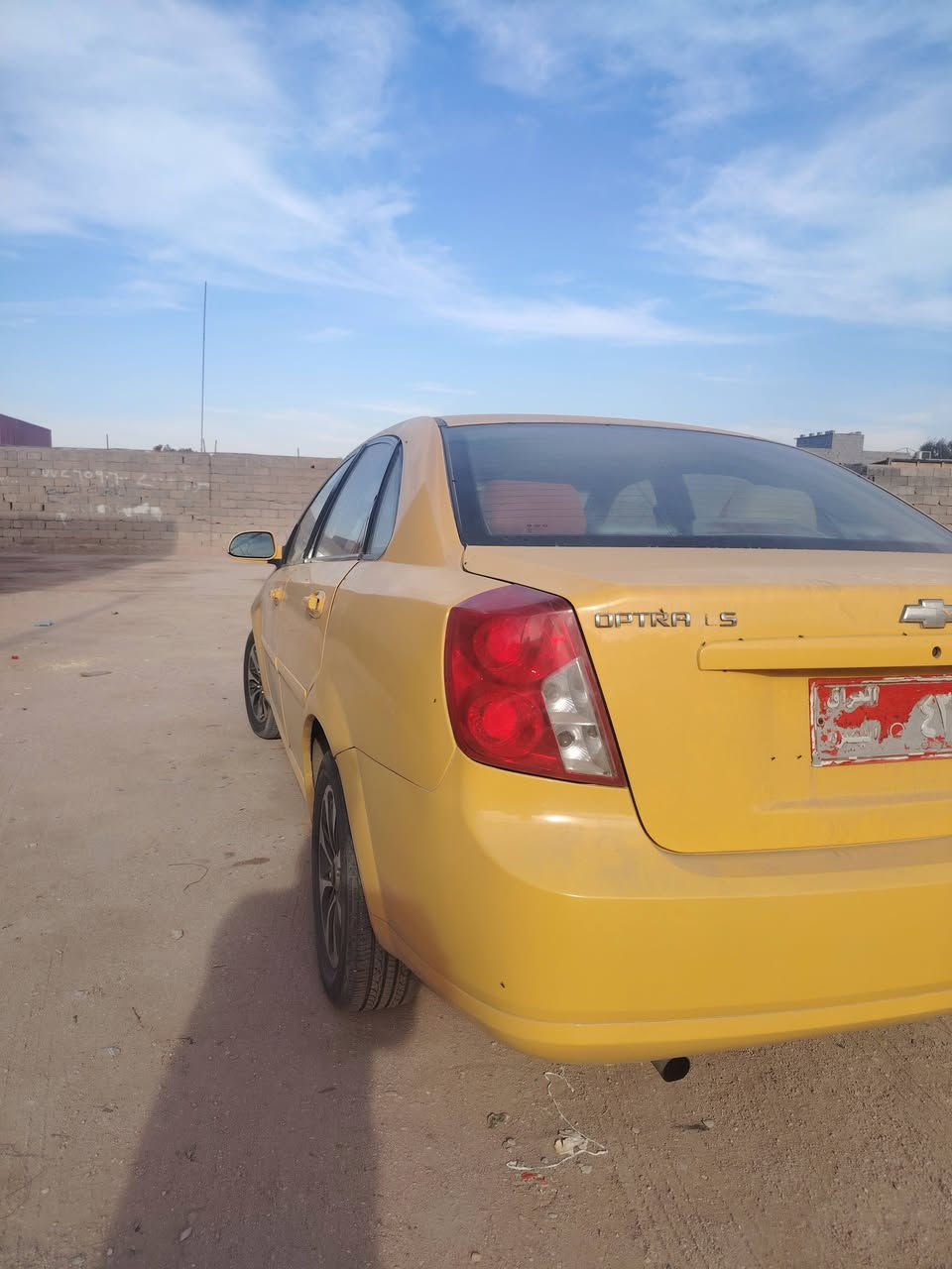 السلام عليكم  
اوبترا للبيع  رقم بصره صدامي تحويل ثاني يوم السياره خير من الله تبريد شغال   طخم تايرجديد  كهربايات كلها شغاله  حداديه جديده  مشط جديد  السياره حلوه  ومستعجل على بيعتها السعر ٥٠ قفل  مكاني البصره ابو الخصيب***********
