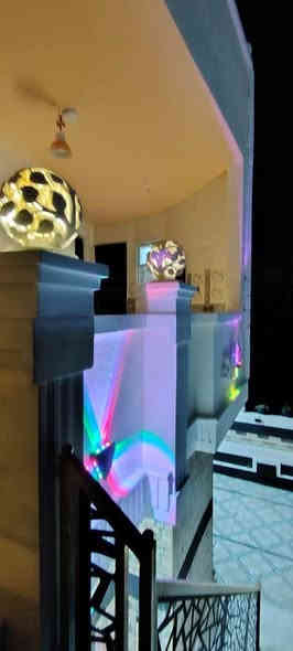 سلام عليكم شقه للإيجار 
متكونه من مطبخ او صاله وغرفه نوم واستقبال ومنور و حمامات 
بناء جديد الشقه 
لعنوان لرمادي لخمسه كيلو حي زيتون 
السعر 300 او بيها مجال 
للاستفسار اتصال على لرقم / *********** الرمادي
