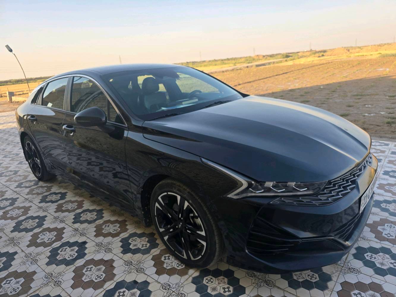 كي فايف ٢٢ 
جاهزة ونظيفة 
ماشية ٧٨ 
بيها شبر بالبنيد صبغ 
١٦٠٠ تيربو