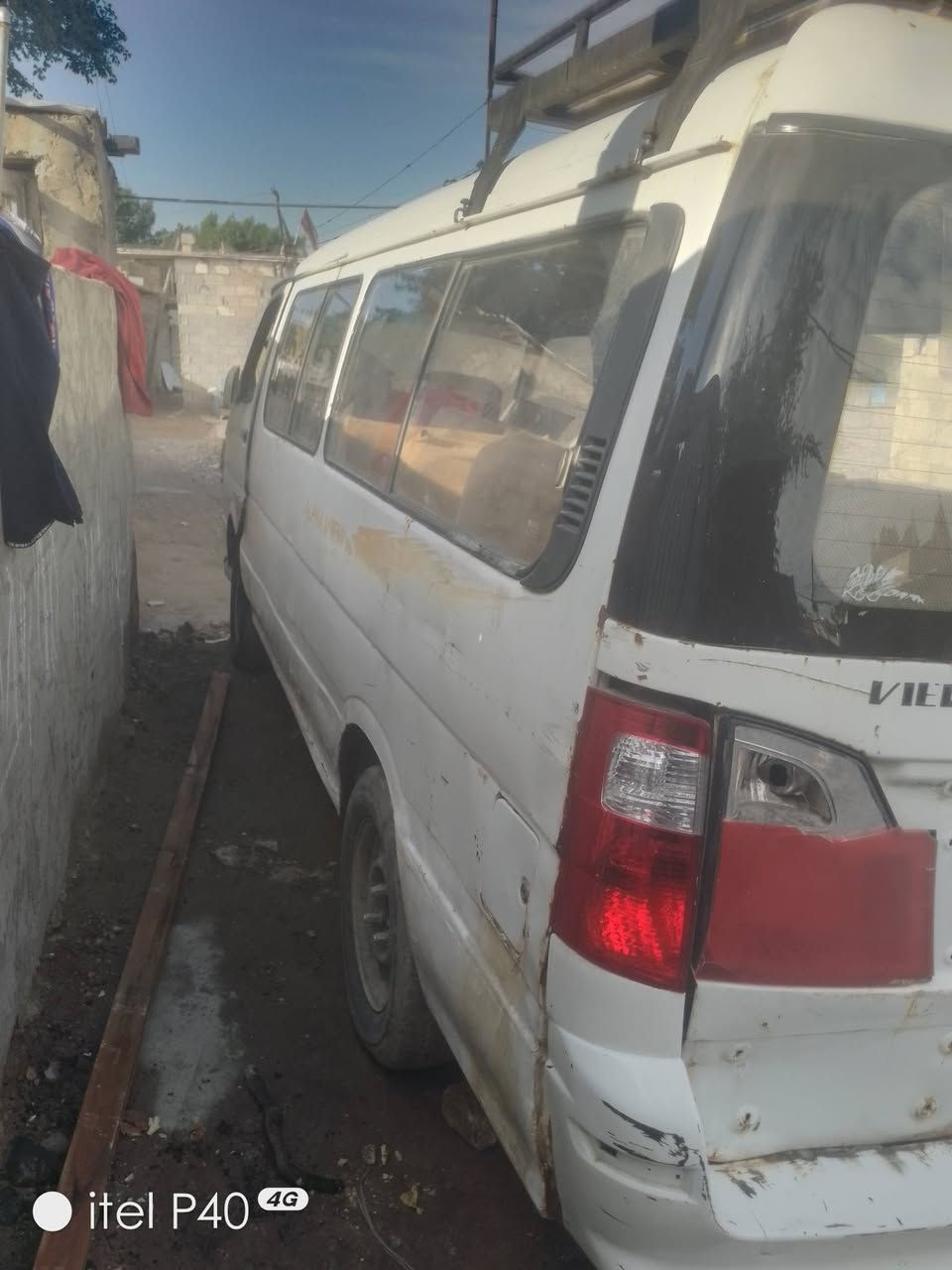 فتون موديل 10رقم احمر بدون اتكفل سرقه وعشا ئر السعر 15وبيه مجال اومراوس بتكسي  سمنت او بيجو اورينو العنوان بغداد لأمين ثانية رقم الهاتف ***********
