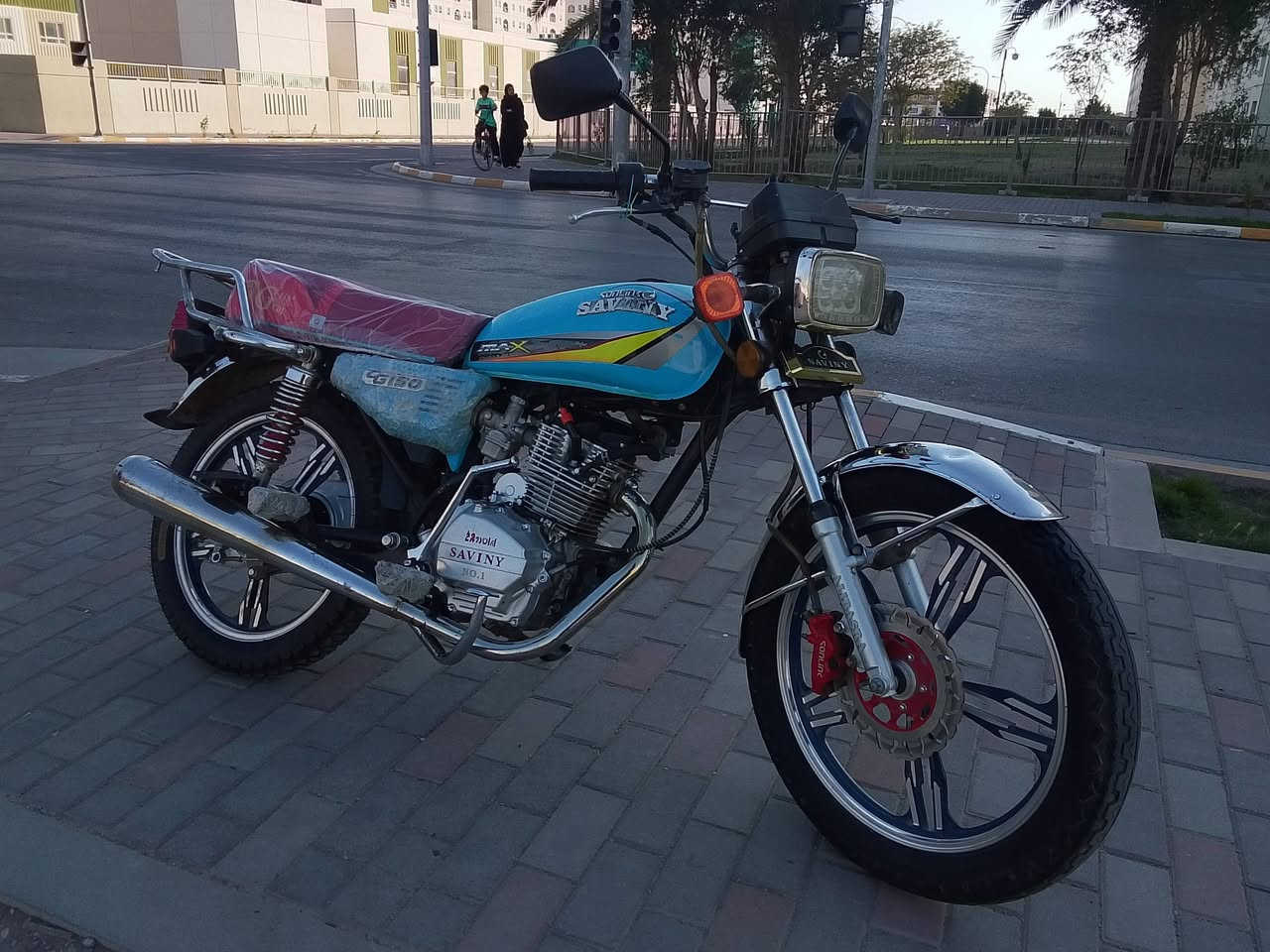 سلام عليكم دراجه سيفان 5كير كامله من كلشي أي نقص مابيه بوجهك للشارع مديل 22اوراق مابيه اسويلك مكاتبه حته مستمسكات لشتريته منه عندي وبلخدمه سعر 500 بيه مجال بصيط مكاني بسمايه ***********
