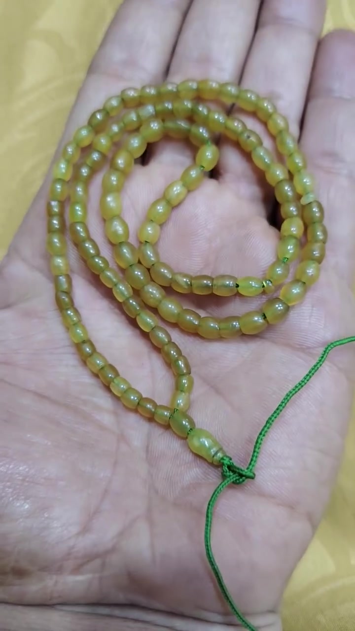 📿القديم الانتيك📿
 باي زهر افغاني قديم 101خرزة 
بغداد المشتل 
واتساب***********

