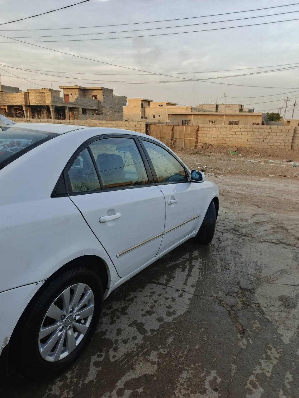 سلام عليكم سياره سوناتا موديل 9 رقم اربيل 
سياره خير من الله موديتنه وجيايبتنه ما مقصره 
ورايد ابيعهاا محتاج فلوس والله عندي عمليه الاسبوع الجاي 
السياره مصبوغه حزام ما عده القماره وبيهاا ضربه بل جاملغ عكس قبق البنازين هاذ الي بين بل سونار جنت ماخذه اني اول ماشتريتهاا محرك مابي شي الحمدلله بس مشكله بل كير ايبوش مرات وصير عته بي الي ياخذهاا نتفاهم ع موضوع الكير عود عارضهاا 89 وبيهاا مجال مكانهاا صلاح الدين قضاء الدجيل رقمي / *********** واتساب فقط
