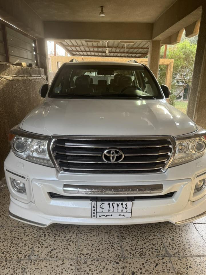 لاندكروزموديل 13 فول السياره بريم ماشيه 55 حقيقي بيه طخه بجاملغ موضح بصوره السعر 39 يعني 3 شداد و90 ورقه رقمي***********
