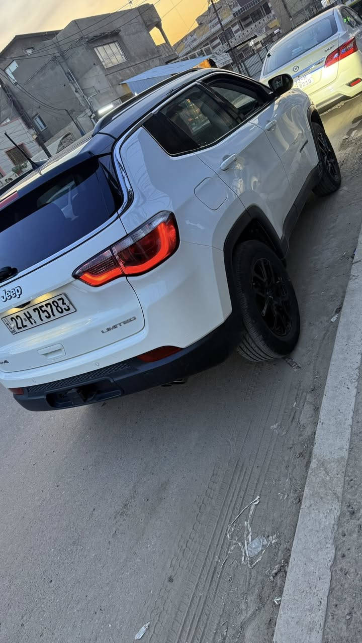 أسلام عليكم رمضان  كريم جيب كومباس مديل2021 
السياره فول مواصفات حادثه قطعتين فقط بدون شواصي ولغود السياره جديده مال بيت بسمي تحويل ثاني يوم 
السياره فول مواصفات بنيّ راما كشنات كهربايه جنطه كهربا فول السياره السعر 138 وبيه مجال مكاني بغداد حي اور ***********
