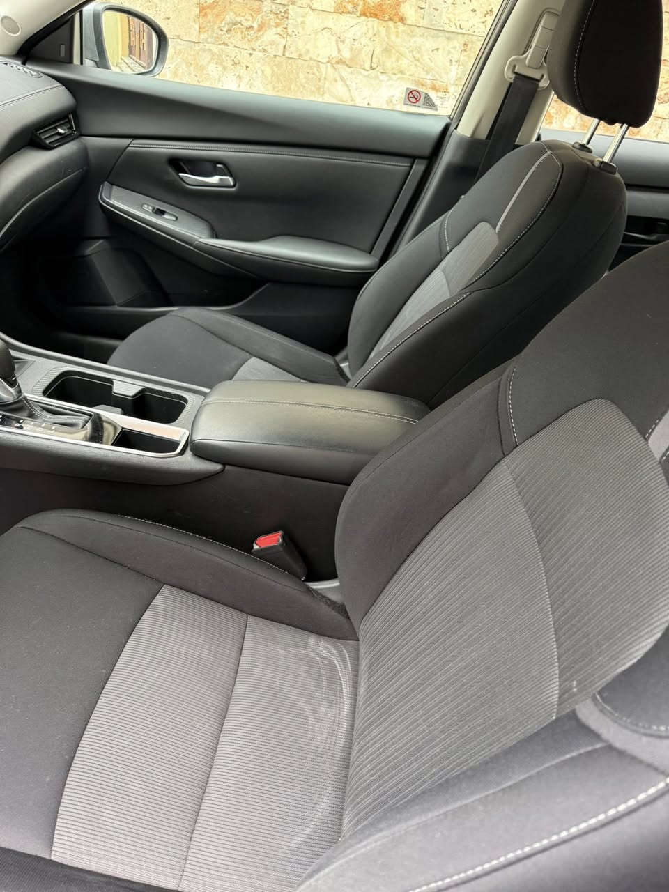 نيسان سنتره 2024 بدون رقم بدون حادث تقرير غرق تترقم جميع المحافظات 130 ورقه للستفسار ***********
