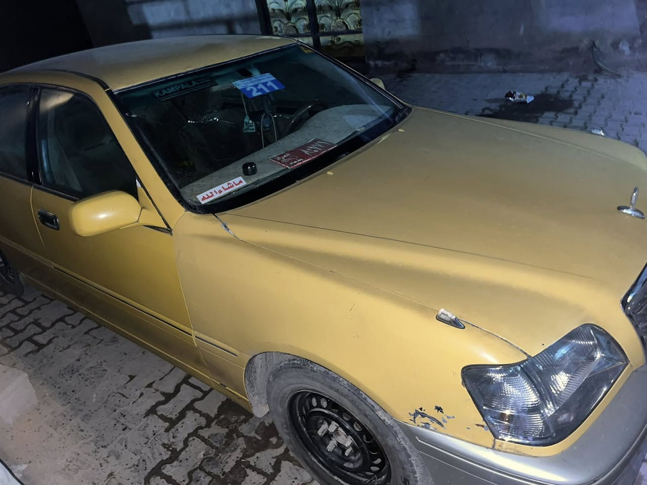 سلام عليكم ملكة لبيع مديل 2003 فول ما عدة لفتحة متفوع كمرك بسنت 2021 سيارك كير ومحرك فيفيتي  فيشة وبطل وشاصي وتخم تايرات جديد كهربايات جديدة سيارة اصل كرستالة سيارة كصة قمارة اربع دكم تبريد امامي خلفي ثلاجة كشنات كهرباية فول ما عدة لفتحة.  ***********تصل ودلل
