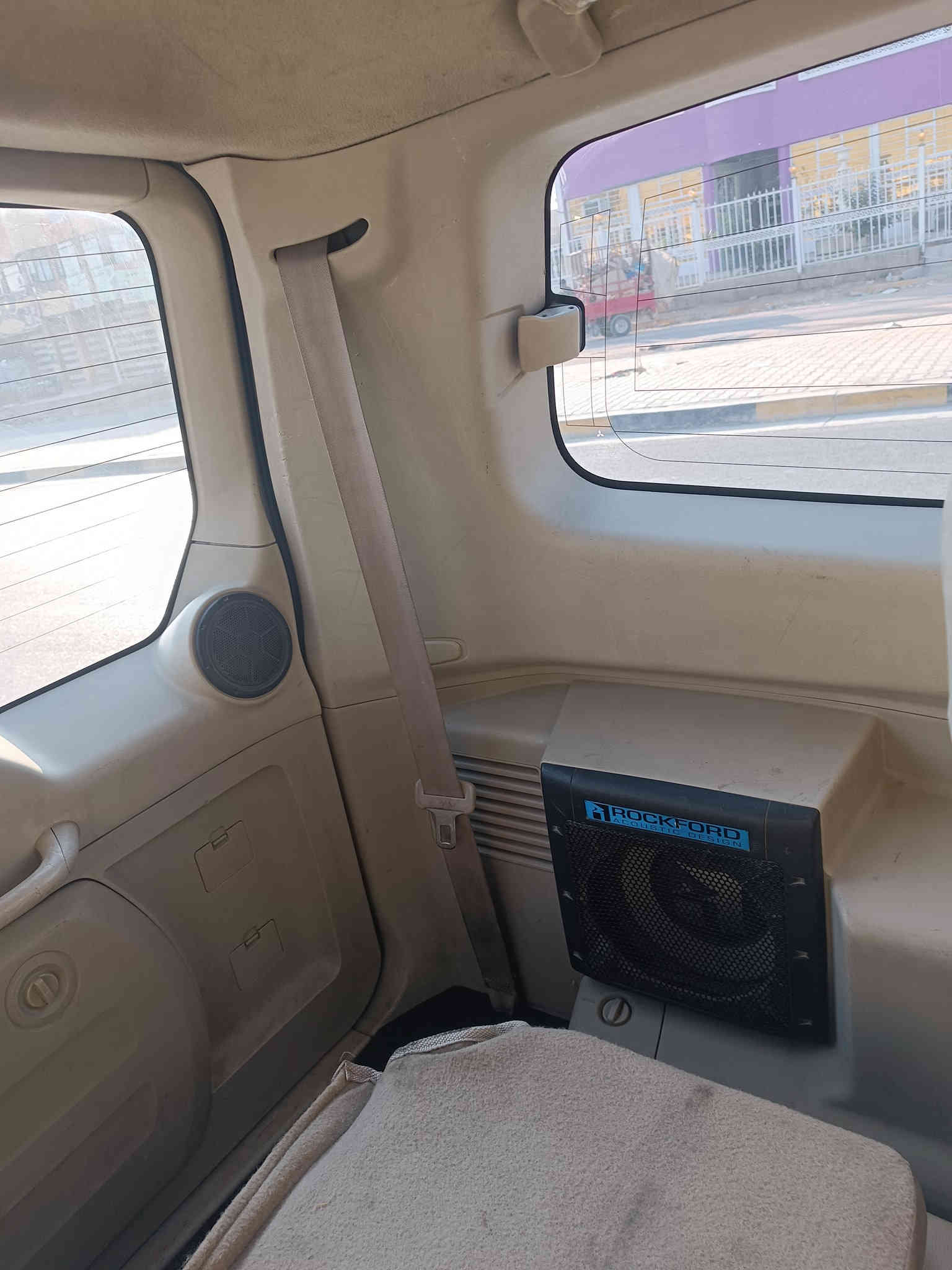 للبيع باجيرو 2009 – الحبتور
محرك 3500 – نظيفةاً

• الموديل: 2009
• الوارد: الحبتور
• المحرك: 6 سلندر / 3500
• الكير: أوتوماتيك
• 
دفلوك الدفع: دبل شغال بدون مشاكل
• الكيلومترات: (فوك 200)
• الحالة: السيارة نظيفة ميكانيك وهيكل، ما بيها مشاكل،   
• الداخلية: نظيفة، تكييف ثلج الإضافات: مثبت سرعة – مانع انزلاق – فتحة    

السعر: (133ورقة)
الموقع: (بغداد)
رقم انكليزي بأسمي 

للاتصال: (***********)
