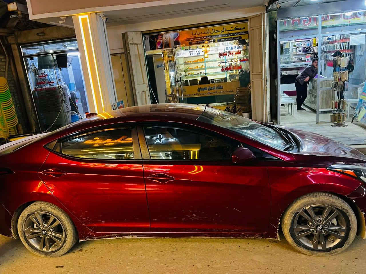 للبيع قسط قسط الناريه 16 بيه بنيد وخشم الجاملغ فقط مقدمة 75الشهر ورقتين السعر الكلي ب***********
