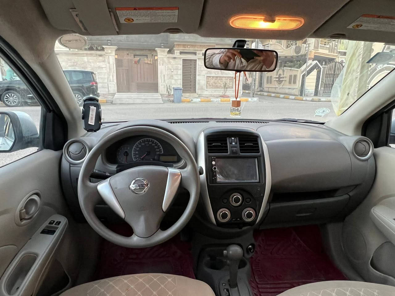 السلام عليكم نيسان للبيع موديل 2023معوقين رقم ذي قار الجديد وكاله بأسم  المشتري بيه صبغ بالباب وبارد  سياره جديده السعر 120الاتصال على الرقم *********** خاص مغلق
